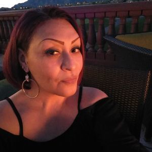 Meet your Posher, Reyna